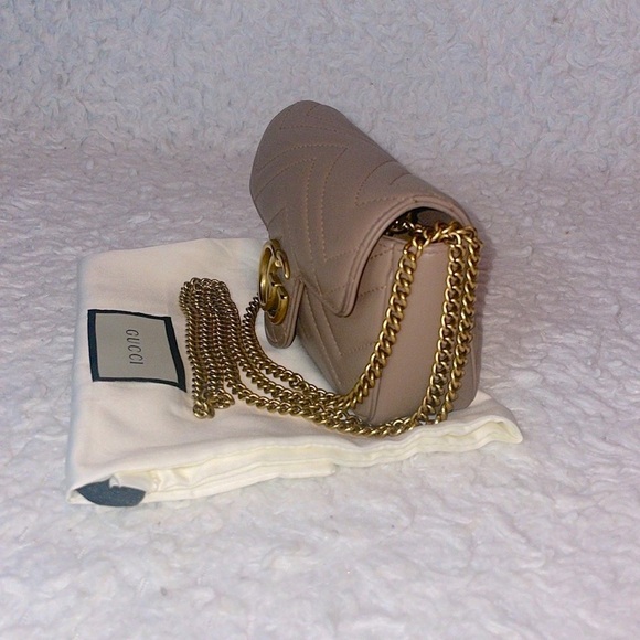 Gucci Matelassé Chevron Quilted Leather Super Mini Marmont Bag in Dusty Pink - Picture 5 of 17